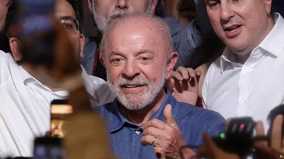 Braziliyada bo‘lib o‘tgan prezidentlik saylovining ikkinchi turida amaldagi davlat rahbari Luis Inasiu Lula da Silva g‘alaba qozondi.